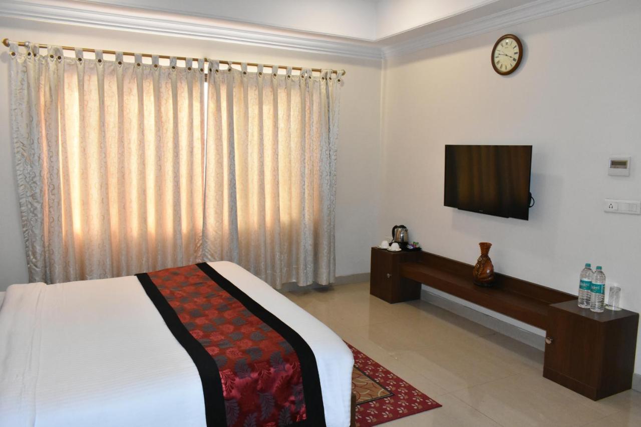 The Orchard Hotel Jharsuguda Exterior photo